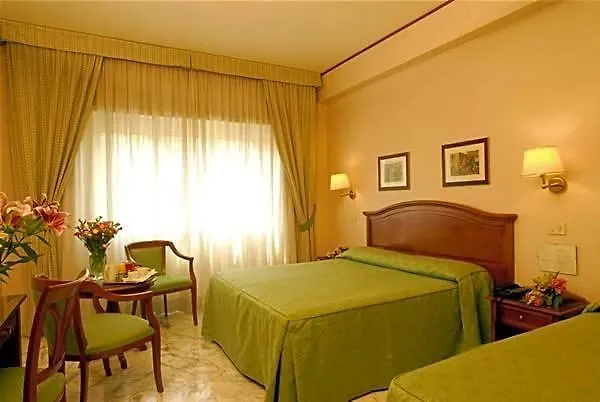 San Pietro Hotel 3*